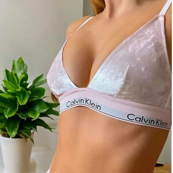 New Calvin Klein Modern Pink Velvet Triangle Bra - Picture 4 of 16